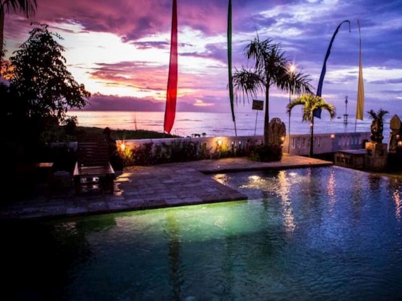 Kelapa Lovina Beach Villa Exterior photo