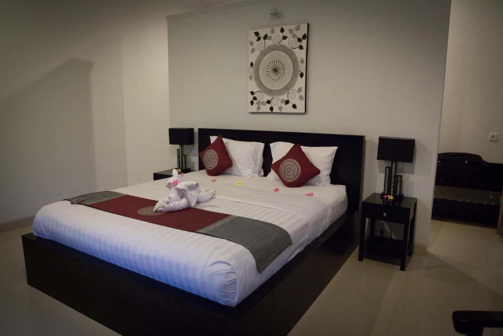 Kelapa Lovina Beach Villa Exterior photo